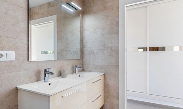 Resale - Freistehende Villa -
Orihuela Costa - Villamartín