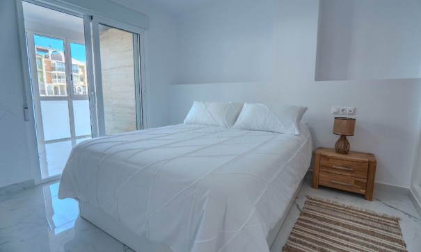 Revente - Appartement -
Torrevieja - La veleta
