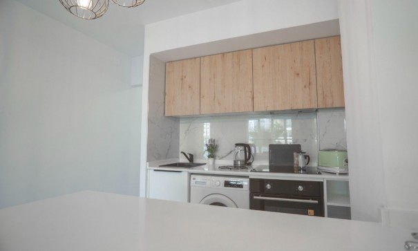 Revente - Appartement -
Torrevieja - La veleta