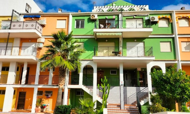 Revente - Appartement -
Torrevieja - La veleta