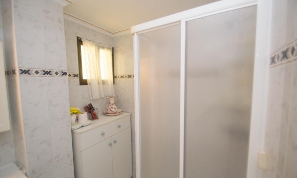 Revente - Appartement -
Torrevieja - La veleta