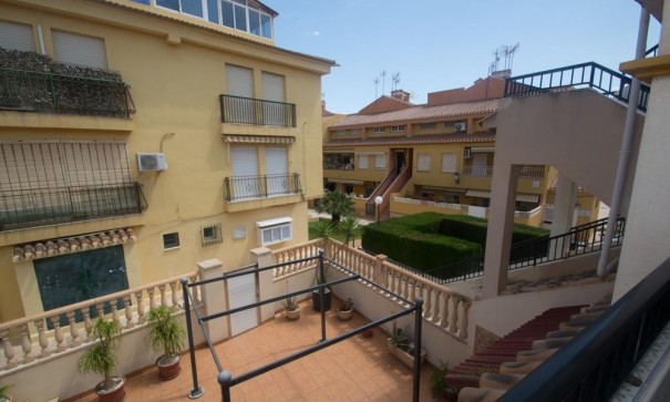 Revente - Appartement -
Torrevieja - La veleta