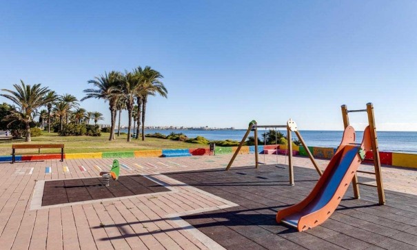 Revente - Appartement -
Torrevieja - La veleta