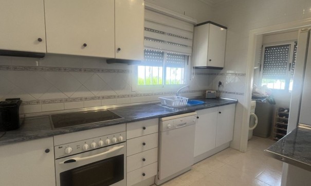 Herverkoop - Vrijstaande Villa -
Algorfa - Montemar