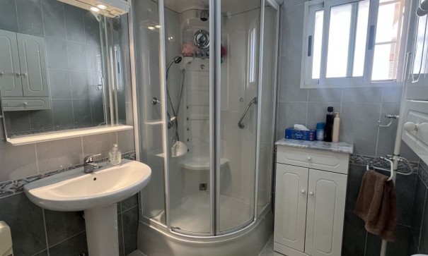 Herverkoop - Vrijstaande Villa -
Algorfa - Montemar