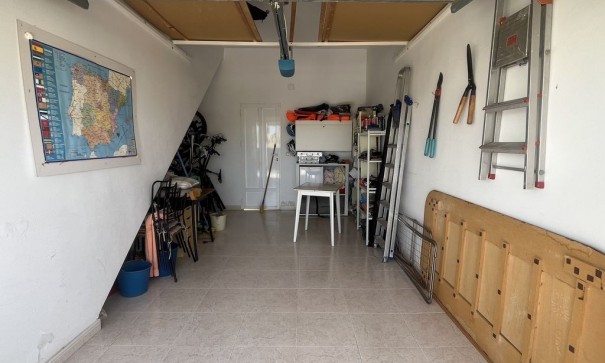 Herverkoop - Vrijstaande Villa -
Algorfa - Montemar