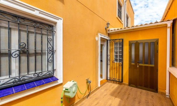 Sprzedaż - Dom miejski -
Orihuela Costa - Dream Hills