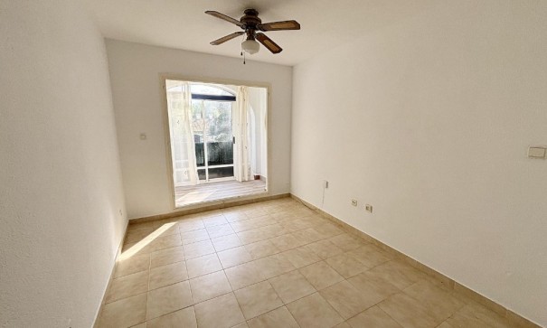 Venta - Apartamento piso -
Torrevieja - Lago jardin