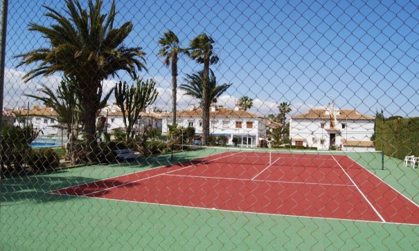 Venta - Apartamento piso -
Torrevieja - Lago jardin