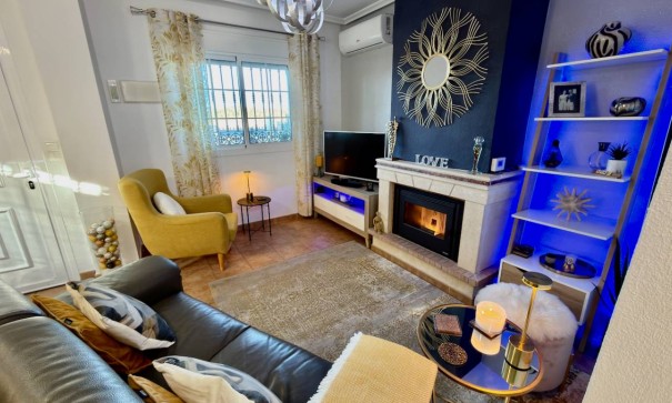 Resale - Freistehende Villa -
Guardamar del Segura - EL RASO