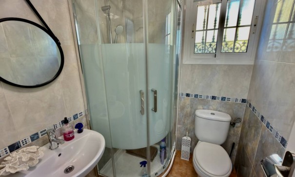 Resale - Freistehende Villa -
Guardamar del Segura - EL RASO