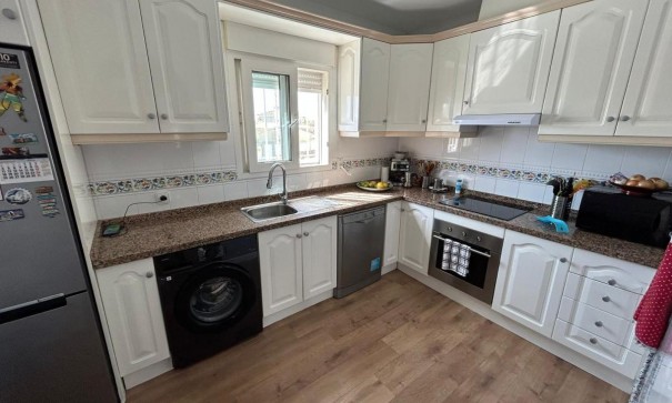 Videresalg - Fritliggende villa -
San Miguel de Salinas