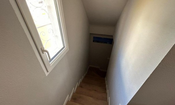 Videresalg - Fritliggende villa -
San Miguel de Salinas