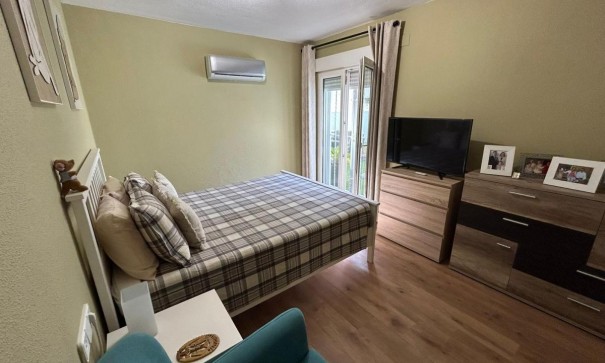 Videresalg - Fritliggende villa -
San Miguel de Salinas