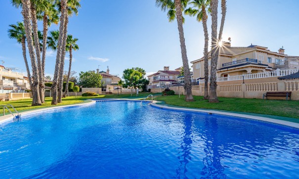 Revente - Appartement -
Orihuela Costa - Playa Flamenca