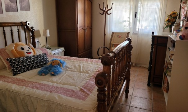 Videresalg - Byhus -
Pinoso - Pinoso Alicante