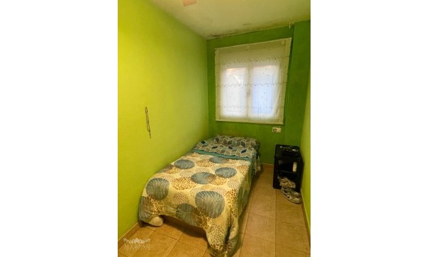 Revente - Appartement -
Pinoso - Pinoso Alicante