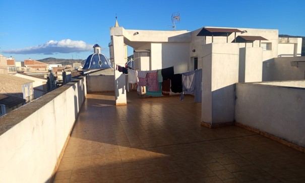 Revente - Appartement -
Pinoso - Pinoso Alicante