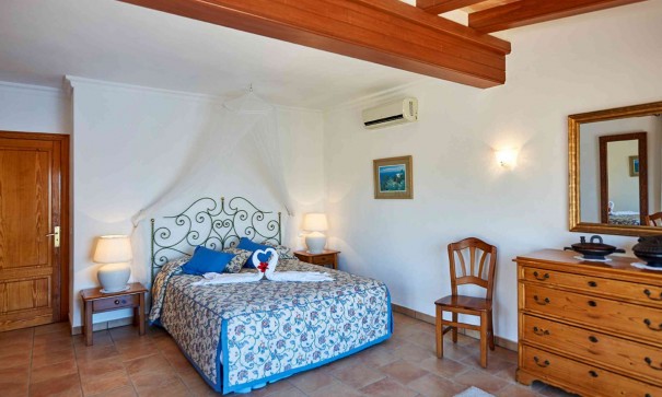 Sale - Detached Villa -
Port d'Andratx - Andratx