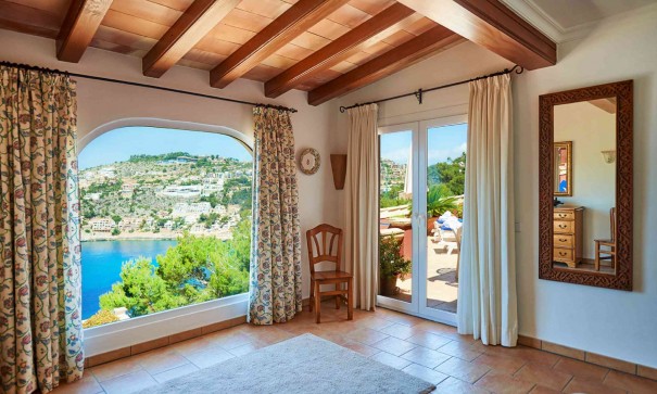 Sale - Detached Villa -
Port d'Andratx - Andratx