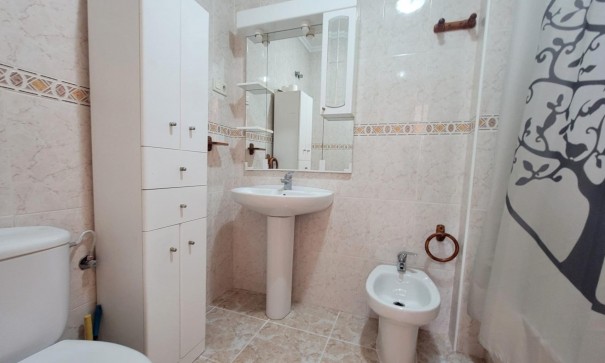 Sprzedaż - Apartament mieszkanie -
Torrevieja - Playa de los Locos