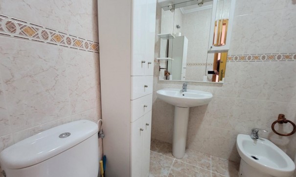 Sprzedaż - Apartament mieszkanie -
Torrevieja - Playa de los Locos