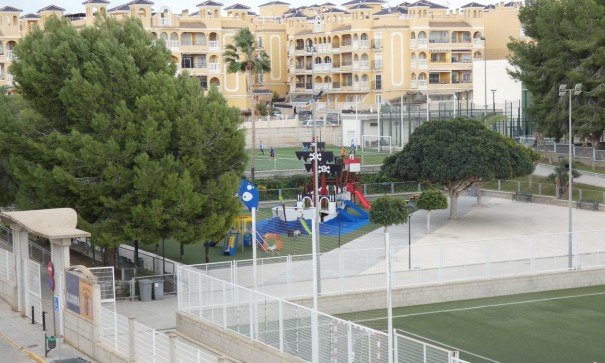 Videresalg - Lejlighed lejlighed -
Algorfa