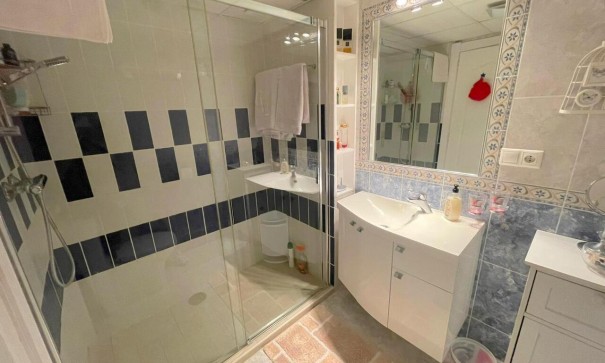 Videresalg - Lejlighed lejlighed -
Algorfa