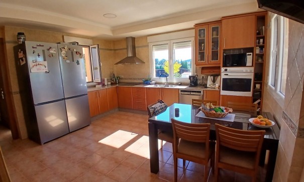 Revente - Villa Individuelle -
Yecla