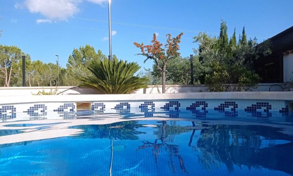 Revente - Villa Individuelle -
Yecla