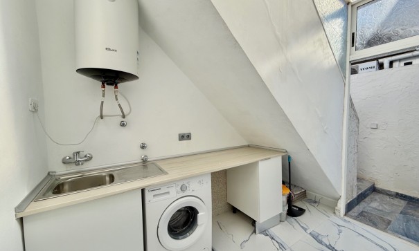 Återförsäljning - Villa i parhus -
Torrevieja - El chaparral