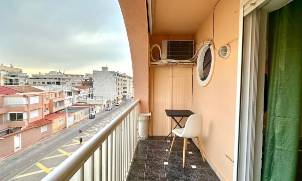 Videresalg - Lejlighed lejlighed -
Torrevieja - La Mata pueblo