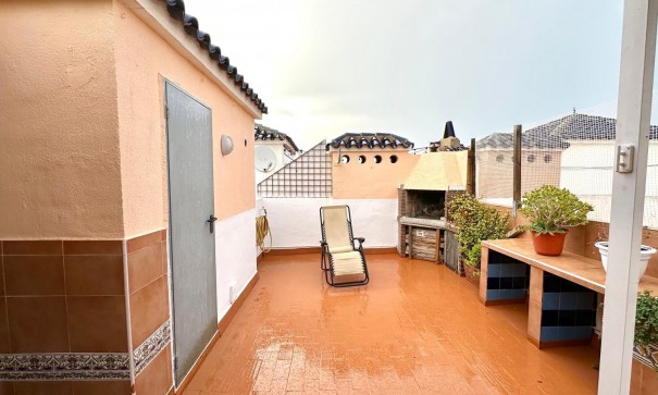 Videresalg - Lejlighed lejlighed -
Torrevieja - La Mata pueblo