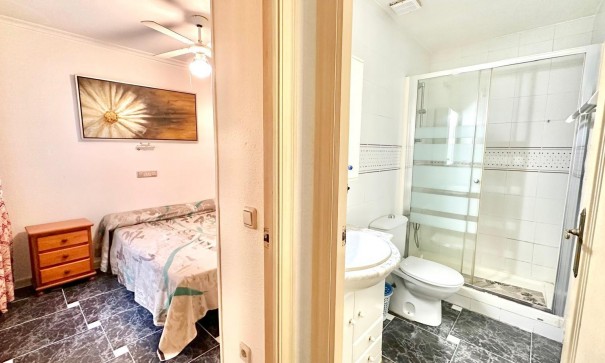 Videresalg - Lejlighed lejlighed -
Torrevieja - La Mata pueblo