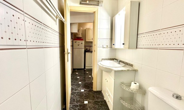 Videresalg - Lejlighed lejlighed -
Torrevieja - La Mata pueblo