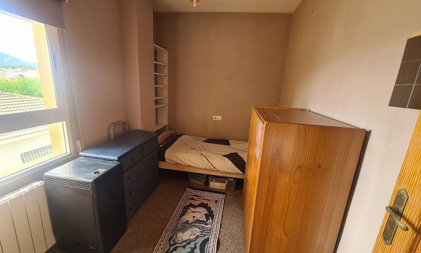 Videresalg - Byhus -
Salinas