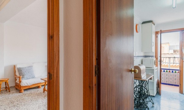 Herverkoop - Apartement Flat -
Torrevieja - Playa de los Naufragos