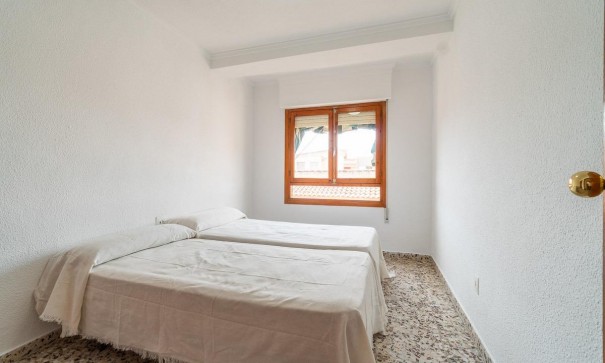 Herverkoop - Apartement Flat -
Torrevieja - Playa de los Naufragos