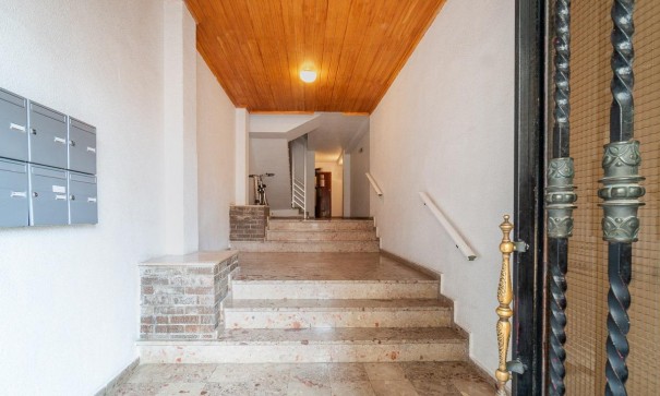 Herverkoop - Apartement Flat -
Torrevieja - Playa de los Naufragos