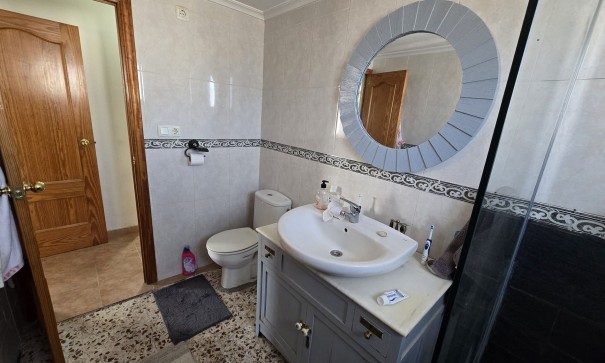 Revente - Villa Individuelle -
Monóvar