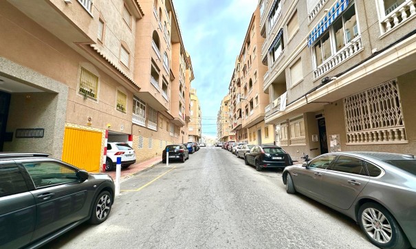 Videresalg - Lejlighed lejlighed -
Torrevieja - Centro