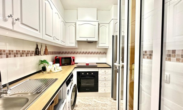 Videresalg - Lejlighed lejlighed -
Torrevieja - Centro