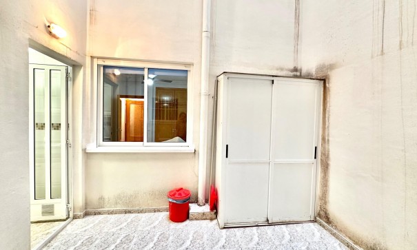 Videresalg - Lejlighed lejlighed -
Torrevieja - Centro