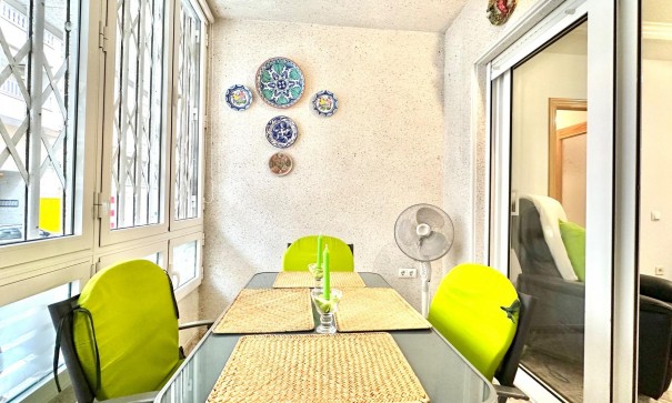 Videresalg - Lejlighed lejlighed -
Torrevieja - Centro