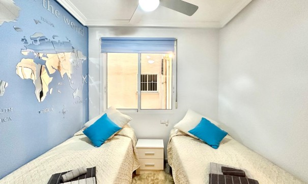 Videresalg - Lejlighed lejlighed -
Torrevieja - Centro