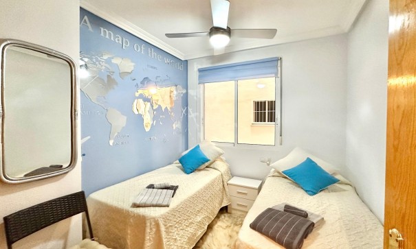 Videresalg - Lejlighed lejlighed -
Torrevieja - Centro