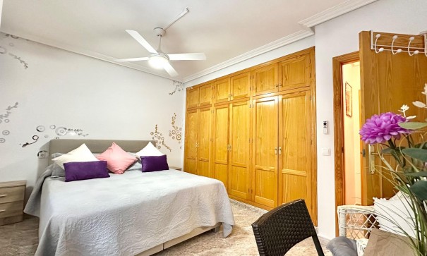 Videresalg - Lejlighed lejlighed -
Torrevieja - Centro