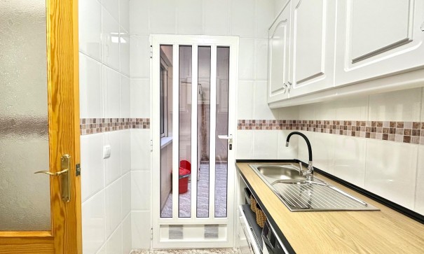 Videresalg - Lejlighed lejlighed -
Torrevieja - Centro