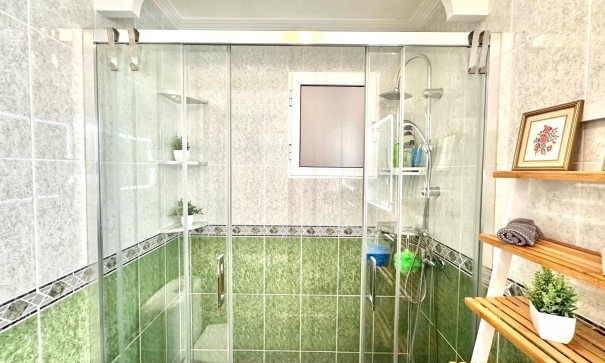 Videresalg - Lejlighed lejlighed -
Torrevieja - Centro