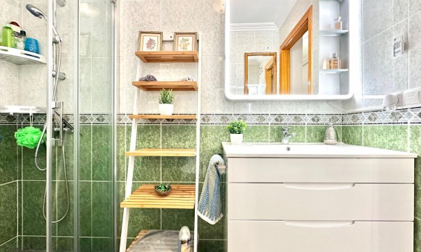 Videresalg - Lejlighed lejlighed -
Torrevieja - Centro